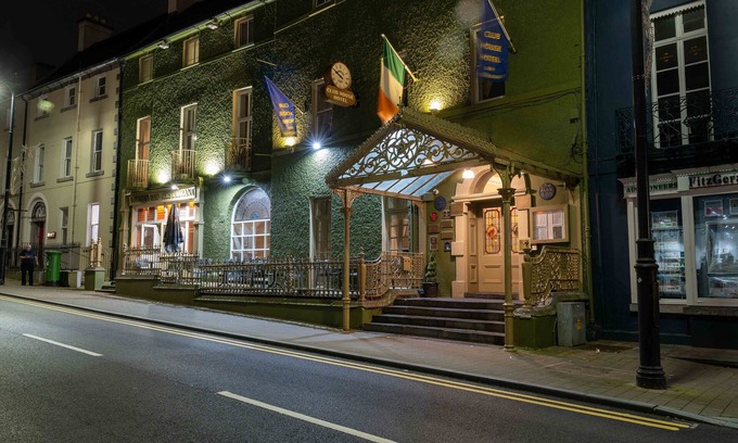 Kilkenny City Centre Hotel | The Club House Hotel