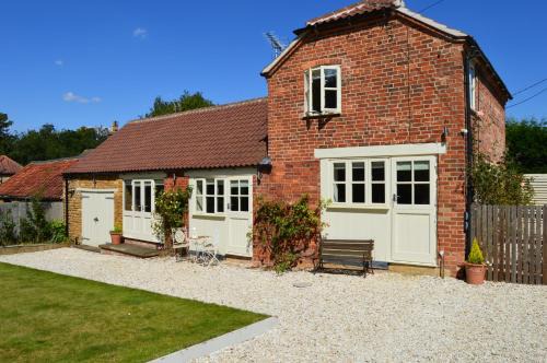 Knipton Bed & Breakfast | The Coach House Denton