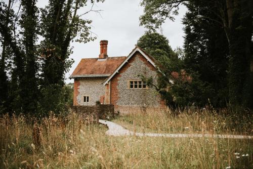 Cholderton Apartment | The Coach House