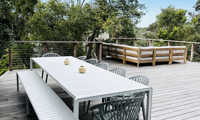 Fingal House | The Coastal Cottage | Perfect for families, freshly renovated, close to beaches!