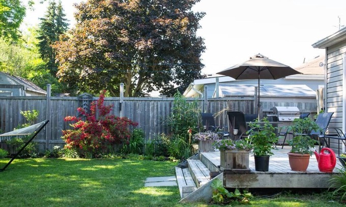 Cobourg House | The Cobourg Creek Cottage