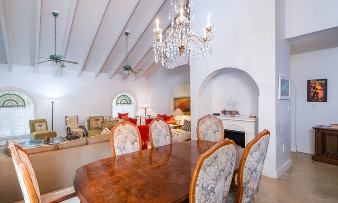 Key Largo House | The Coral House - Bayside Retreat for 6-10+ guests