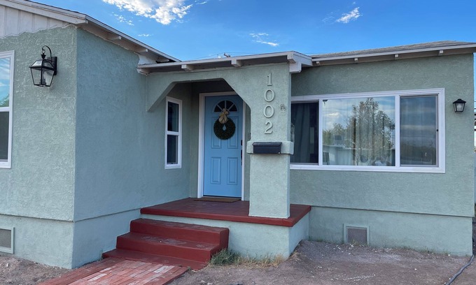 El Centro House | The Corner Cottage