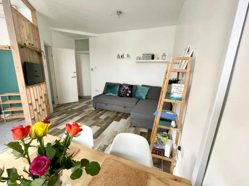 Chesterfield Apartment | The Corner House - Modern Chesterfield Town Centre Apartments