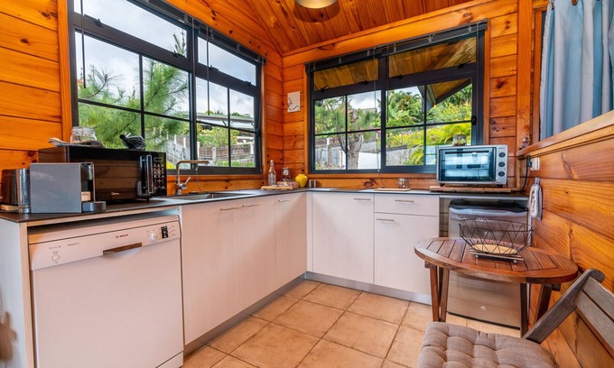 Mahina House | The Cosy Chalet Mahinarama wPool