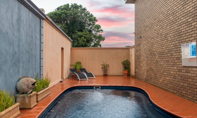Portarlington House | The Cosy Room - Perfect for couples seeking a relaxing getaway on the Bellarine Peninsula.
