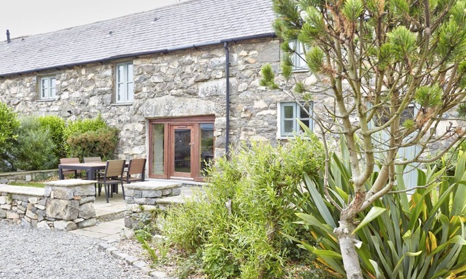 Pistyll Cottage | The Cottage - a llyn peninsula that sleeps 4 guests in 2 bedrooms