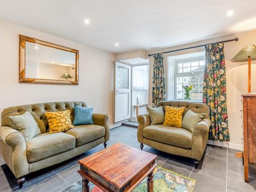 Caerwys House | The Cottage At Number One