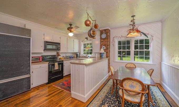 Buchanan Other | The cottage at Springwood