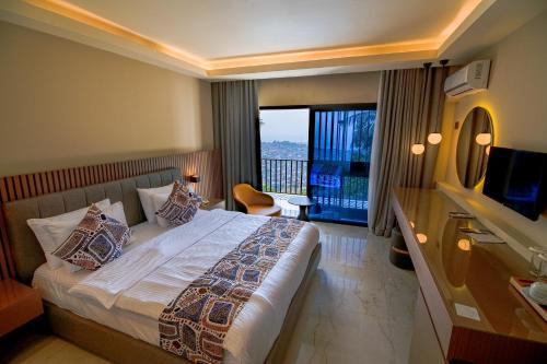 Freetown Hotel | The Country Lodge Hotel