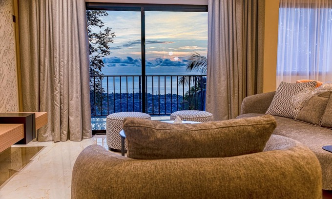 Freetown Resort | The Country Lodge Hotel