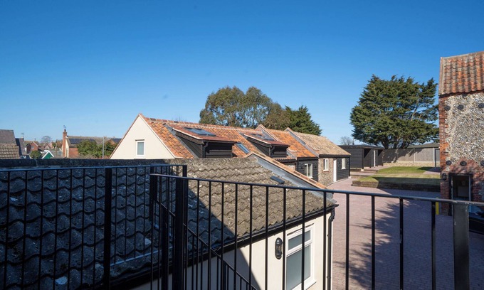 Kessingland Cottage | THE COVE, pet friendly, country holiday cottage in Kessingland