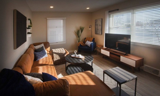 Wadena House | The Cozy Colfax House