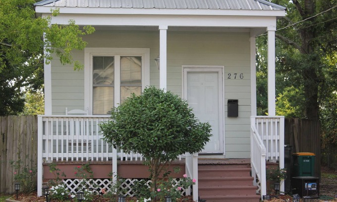 Biloxi House | The Cozy Cottage a beautiful 2 bedroom 276 Bohn Street. You will love it!