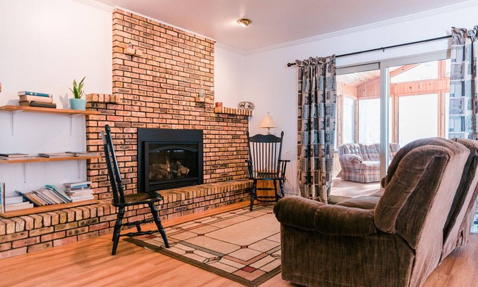 Nappanee House | The Cozy Cottage