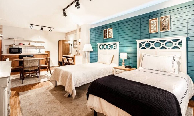Roselawn Finance Apartment | The Creek Suite: themed getaway!