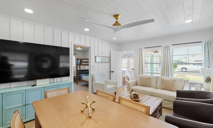 Miramar Beach House | The cutest classic beach cottage/totally restored/steps to the beach! 5br 2ba!