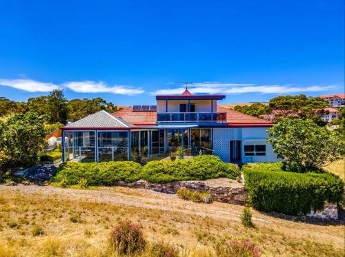 Wirrina Cove House | The Darling Of Marina - A Hilltop And Sea Getaway