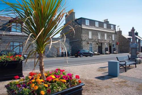 Rosehearty Hotel | The Davron Hotel