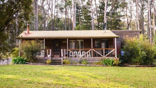 Wheatsheaf House | The Daylesford Bush Retreat