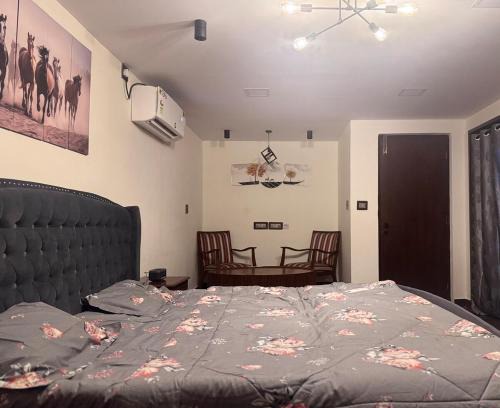 Teynampet Apartment | The Den - A loft