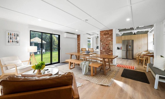 Aldinga Beach Apartment | The Dingaling—Beach House Bliss with Firepit & BBQ