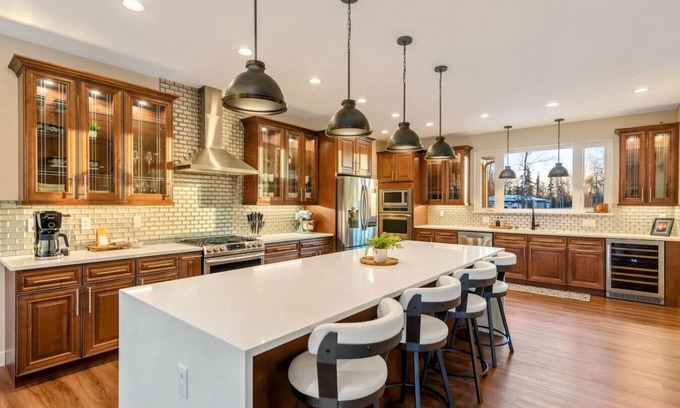 Wasilla Apartment | The Dreamland House - Central, Stylish, Spacious