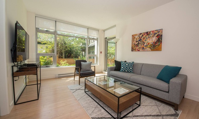 James Bay Condo | The Duet Executive Suite minutes from Victoria Inner Harbour, BC Legislature…