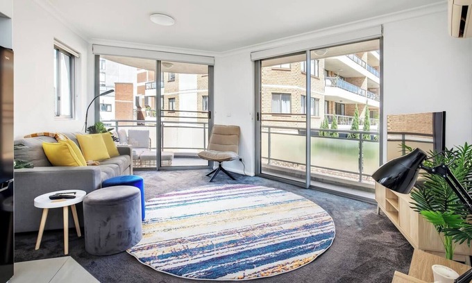 Kings Cross Apartment | The Earl Potts Point Paradise with Sydney Views