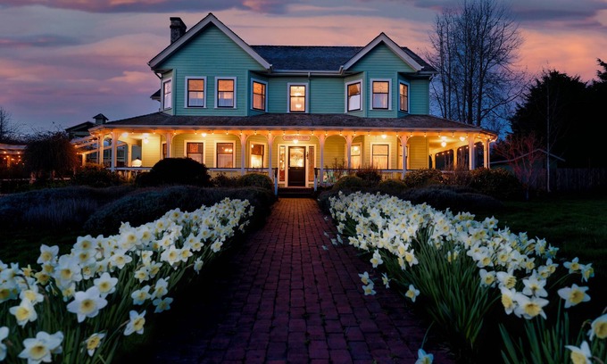 Lopez Island Hotel | The Edenwild Boutique Inn