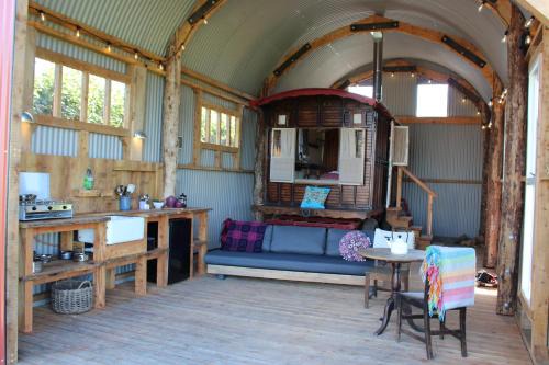 Llanfihangel-Ystrad Other | The Edwardian Caravan 'Dora'