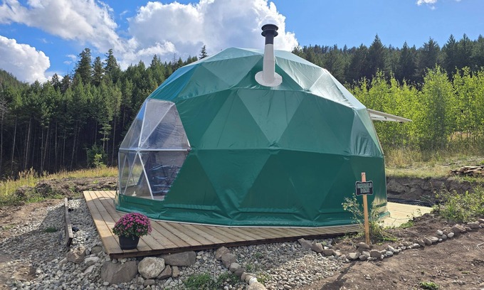 Okanagan-Similkameen RV Rental | The Emerald Dome