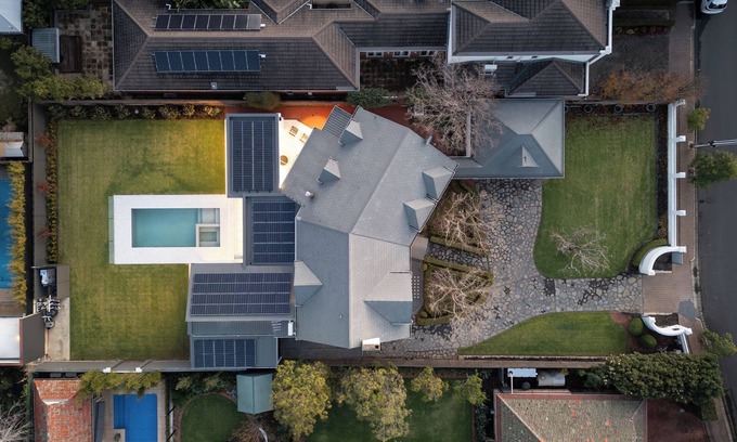 Hyde Park House | The Estate - Luxury Pool Escape, Sleeps 10