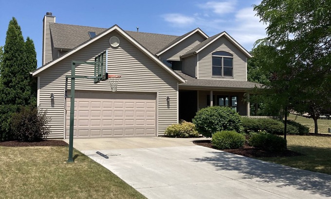 Pleasant Prairie House | The Executive Home Away from Home