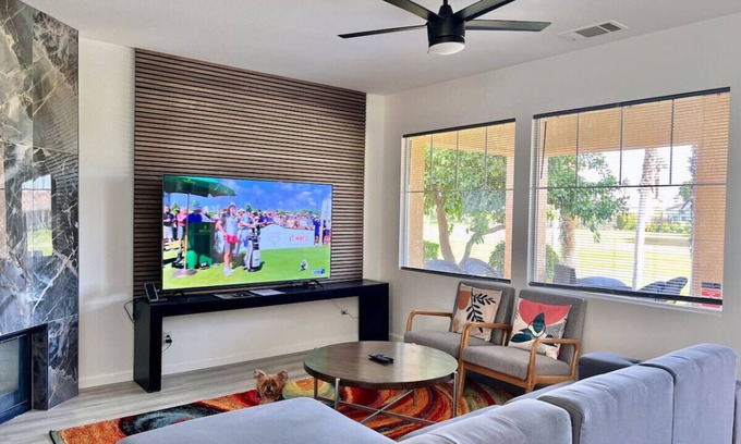 Cathedral City Bed & Breakfast | The Fairway Villa @ Desert Princess Palm Springs