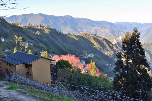 Fuxing District House | The fairy land - Lala Mountain