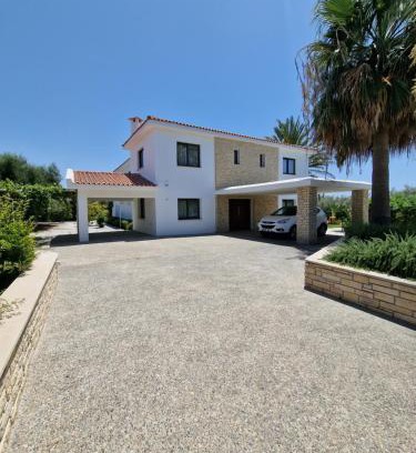 Pegeia Villa | The Family Nest Villa in Cyprus