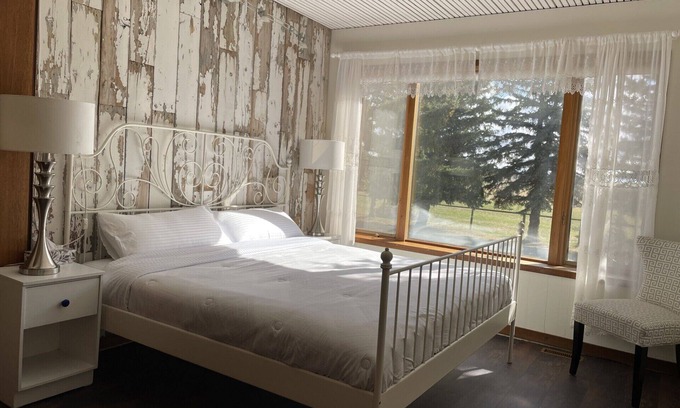 Hill Spring Other | THE FARM - LAKE FRONT, MOUNTAIN VIEW, NEAR WATERTON LAKE