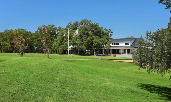 Round Top House | The Farmhouse @ The Lone Star Farm