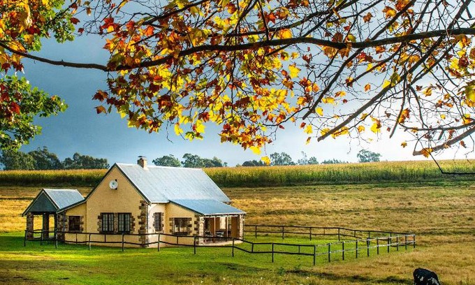 Nottingham Road Ski Chalet | The FarSide Dam Cottage