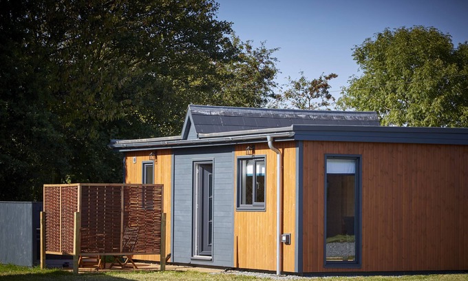 Fitling Cabin | THE FEZ, pet friendly, character holiday cottage in Burton Pidsea