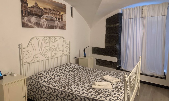 San Vincenzo Apartment | The First Prion spacious and welcoming, in the vibrant heart of the Old Town