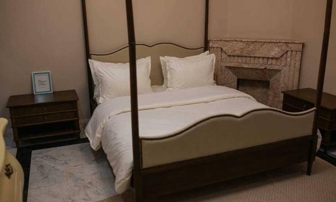 Franceville House | The French house