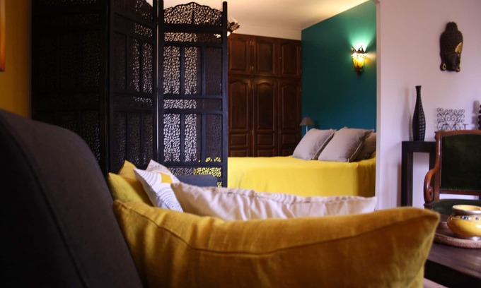 Garrigues-Sainte-Eulalie Apartment | The gardens of Holî the apartment