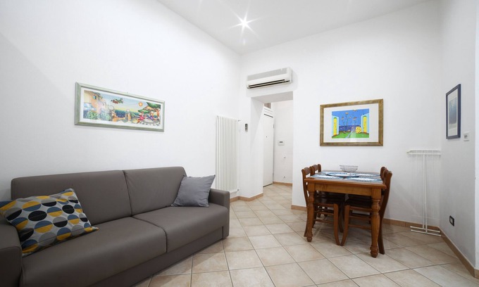 Manarola Apartment | The Gallerist's House Manarola, Apartment 5 minutes walk from the sea.