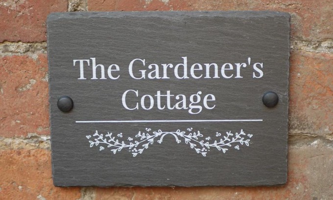 Leominster House | The Gardener's Cottage