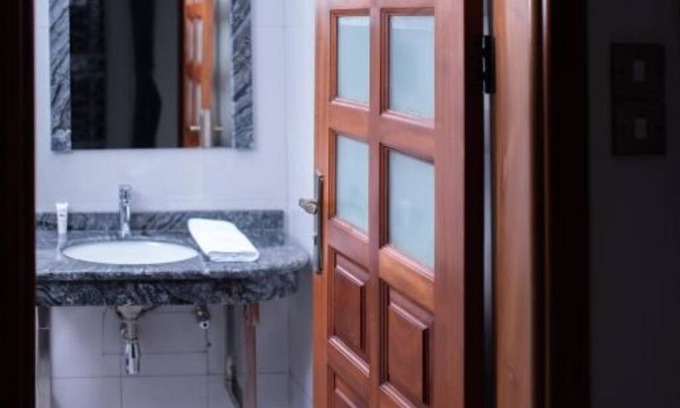 Kabale Bed & Breakfast | The Georges' Residence : Deluxe Single Roomn