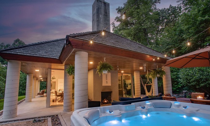 Mohnton Ski Chalet | The Glass Estate | 2 Homes w/ HOT TUB, Fire Pit + Boardwalk!