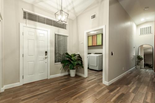 South Mountain House | The Golden Cactus Phoenix