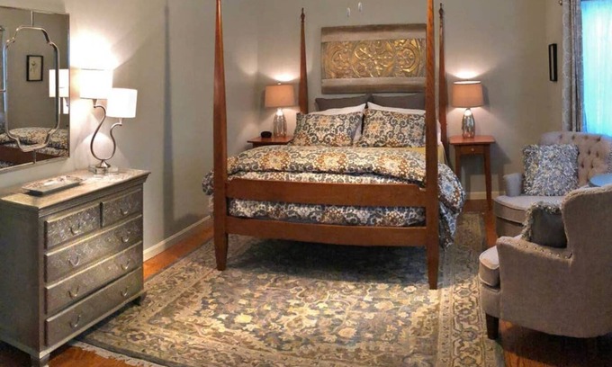 Harpers Ferry House | The Goldfinch Suite at Harpers Ferry Guest House